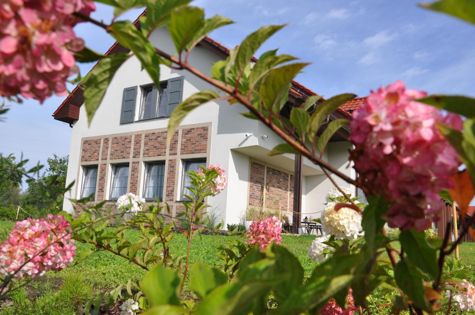 Bed and Breakfast Tulipanowy Gosciniec Jantar Exterior foto
